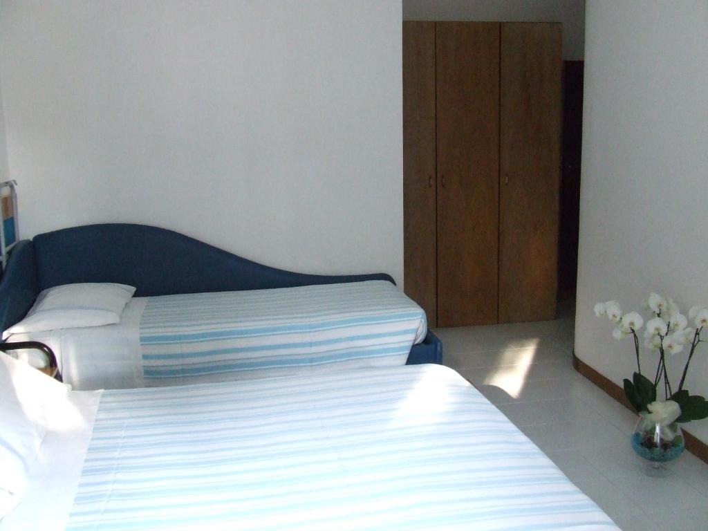 Hotel Morotti Misano Adriatico Camera foto
