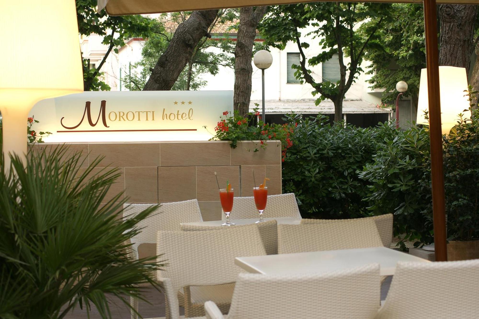 Hotel Morotti Misano Adriatico Esterno foto